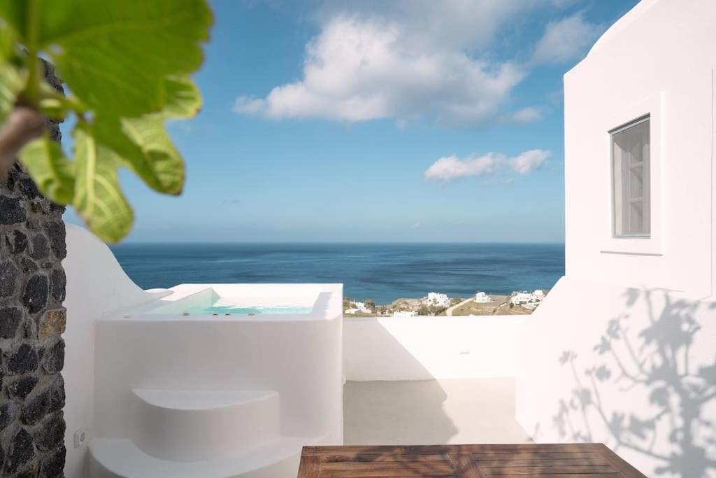 Vourvoúlos Santorini Sea View Apartments المظهر الخارجي الصورة