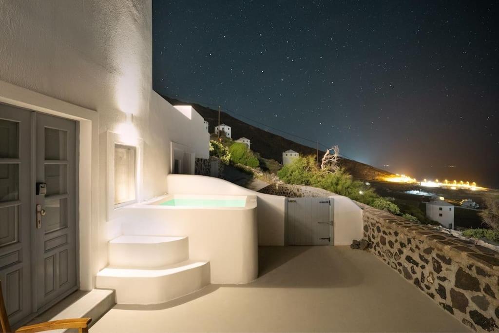 Vourvoúlos Santorini Sea View Apartments المظهر الخارجي الصورة